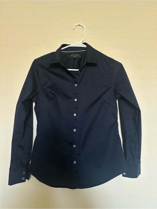 Banana Republic Tops - Banana Republic Women’s Petite Navy Button-Down Shirt